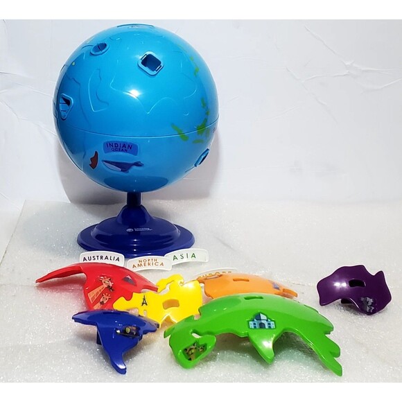 Learning Resources Puzzle Globe Replacement 3D Globe with 10 Interlocking Pieces - Picture 1 of 14